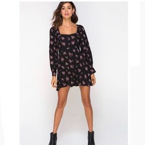 Motel rocks NWT Cassa dress Sohey Rose black